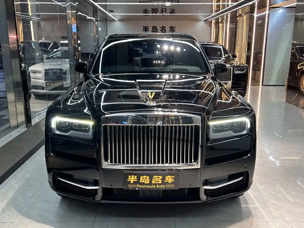 Rolls-Royce Cullinan — миниатюра 2