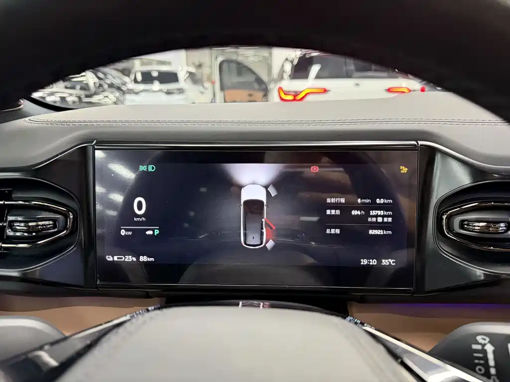 NIO ES8 — миниатюра 19