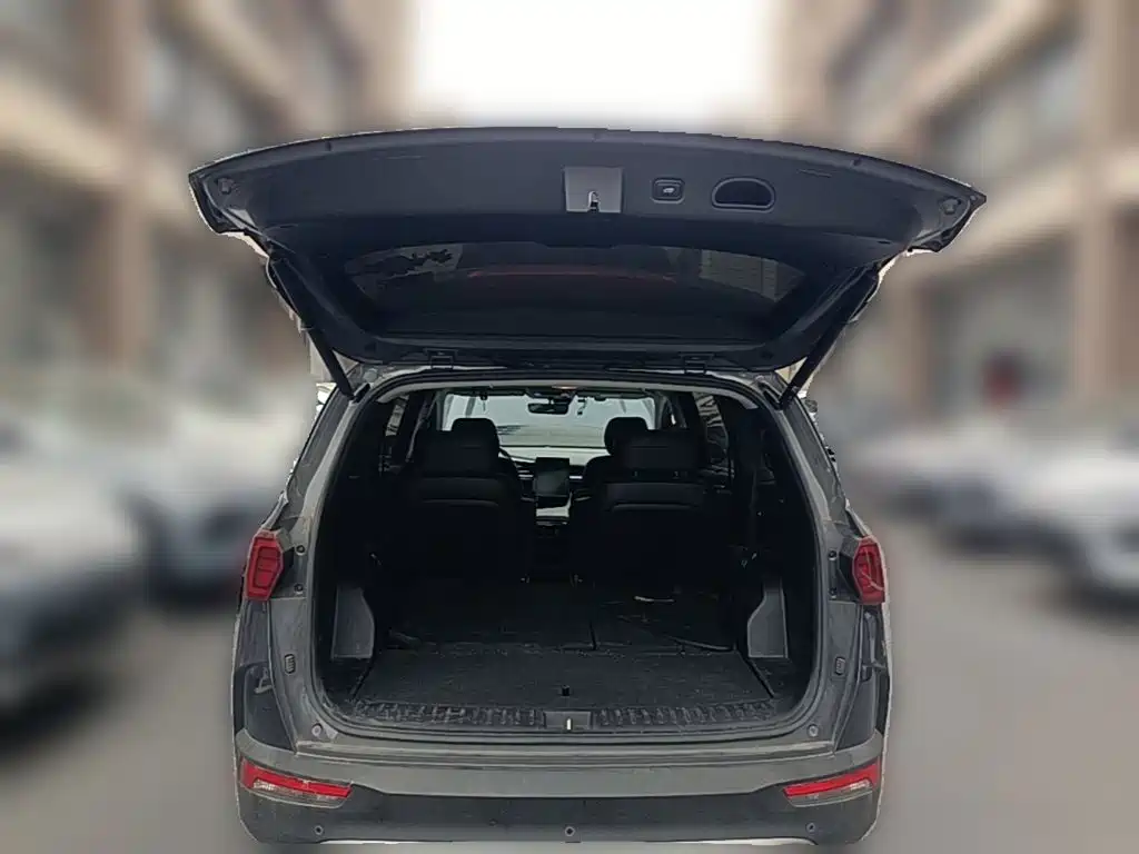 Hyundai Custo — миниатюра 24