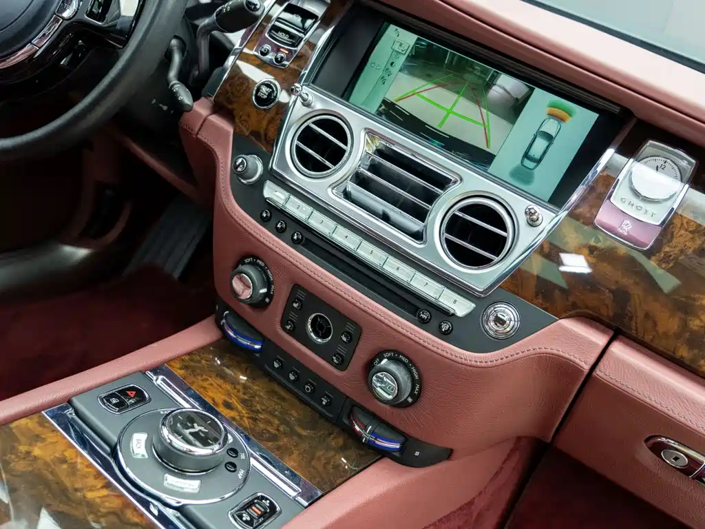 Rolls-Royce Ghost — миниатюра 18