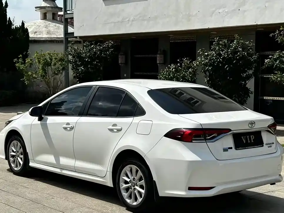 Toyota Corolla — миниатюра 7