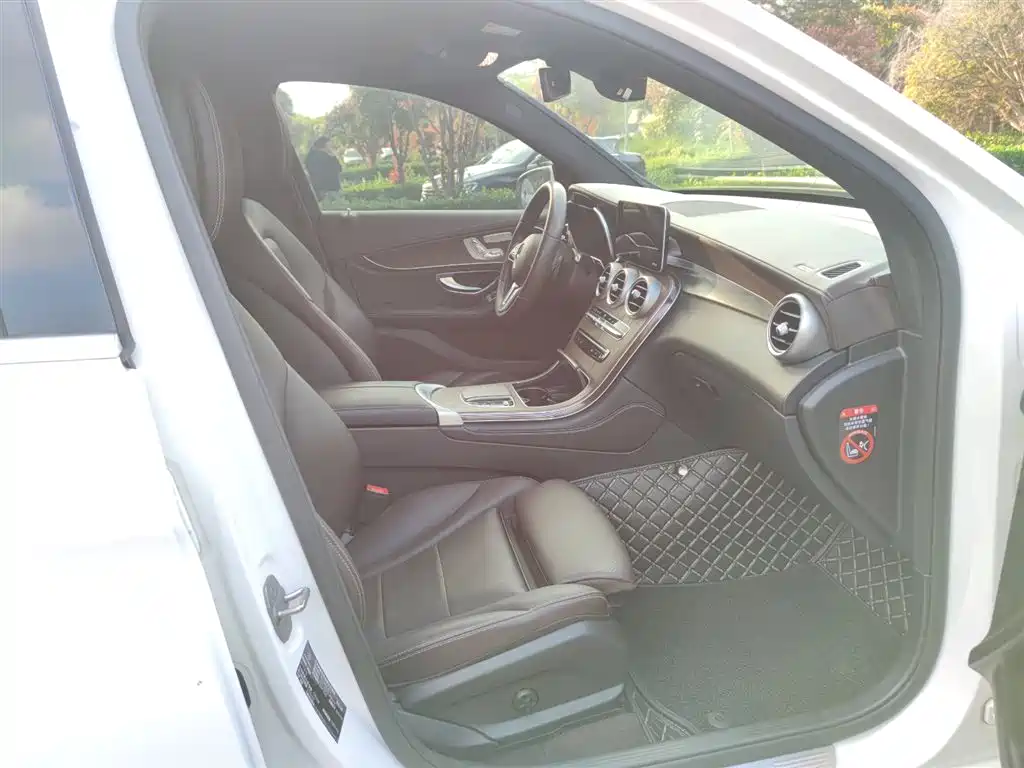 Mercedes-Benz GLC 2020 GLC 300 L 4MATIC
