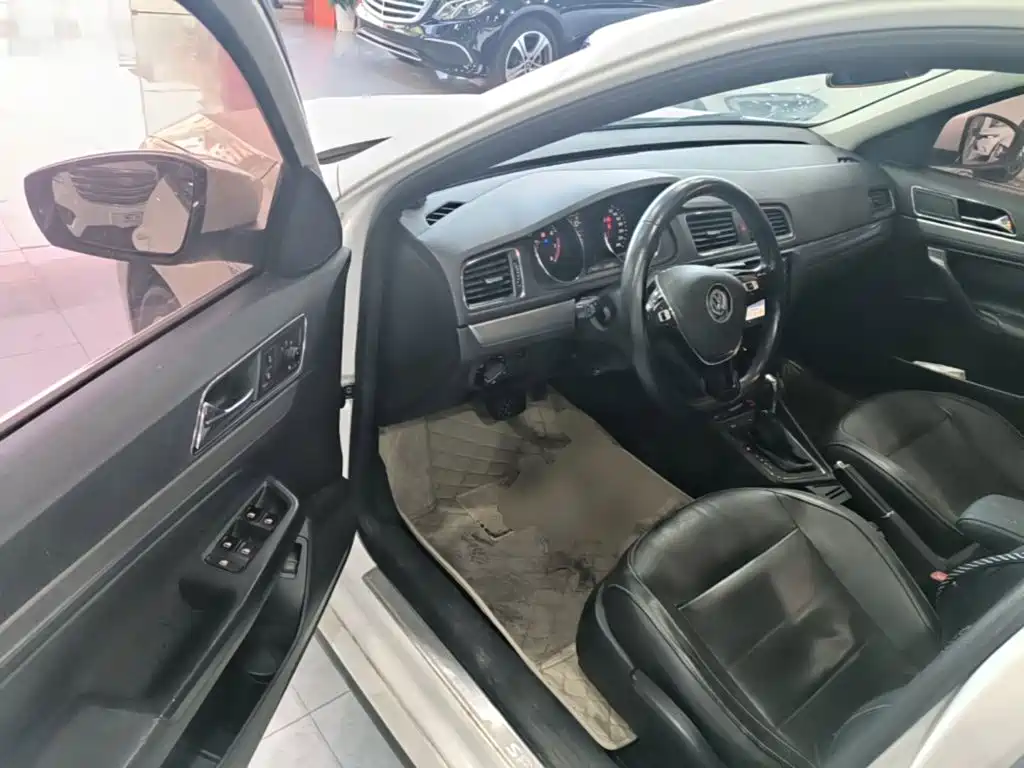 Volkswagen Lavida — миниатюра 16