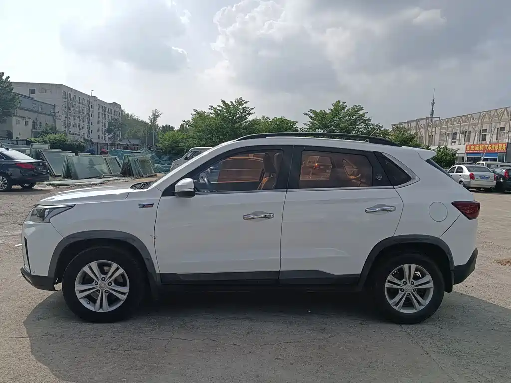 BAIC HUANSU BAIC MAGIC SPEED S5