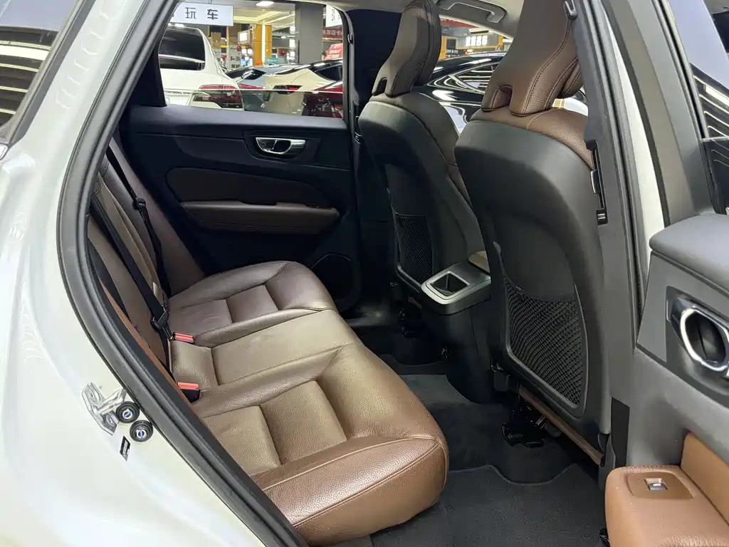Volvo XC60 2020 T5 Luxury