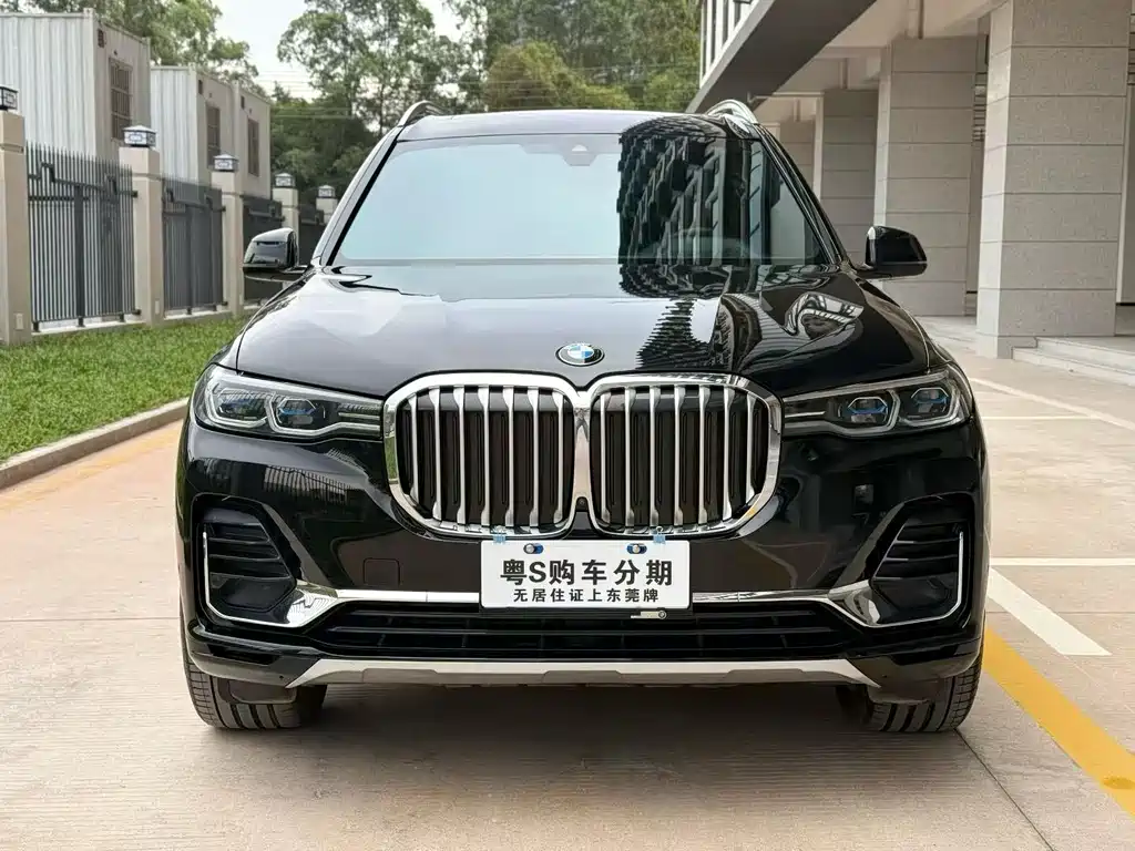 BMW X7 — миниатюра 2