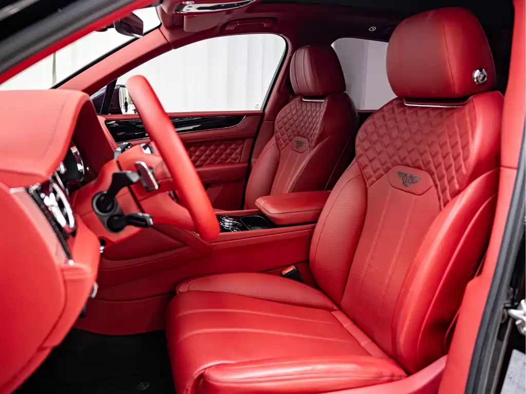 Bentley Bentayga — миниатюра 11