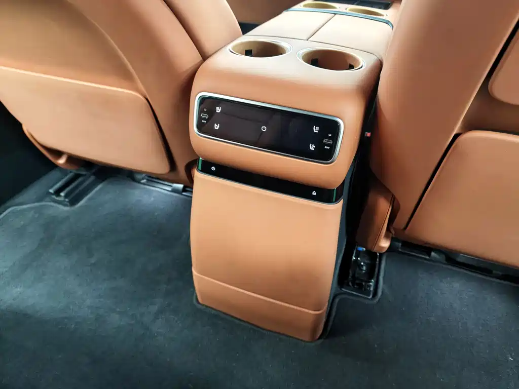 Li Auto Li L9 — миниатюра 17