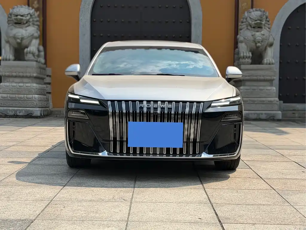 Roewe M7 DMH — миниатюра 2