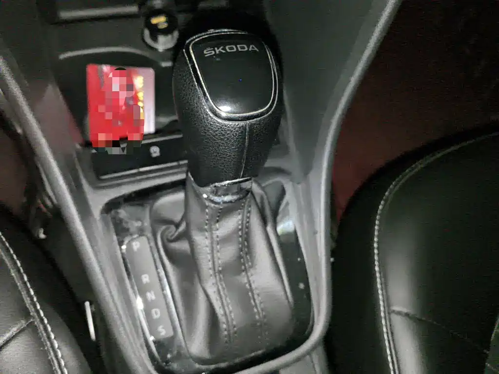 Skoda Rapid — миниатюра 10