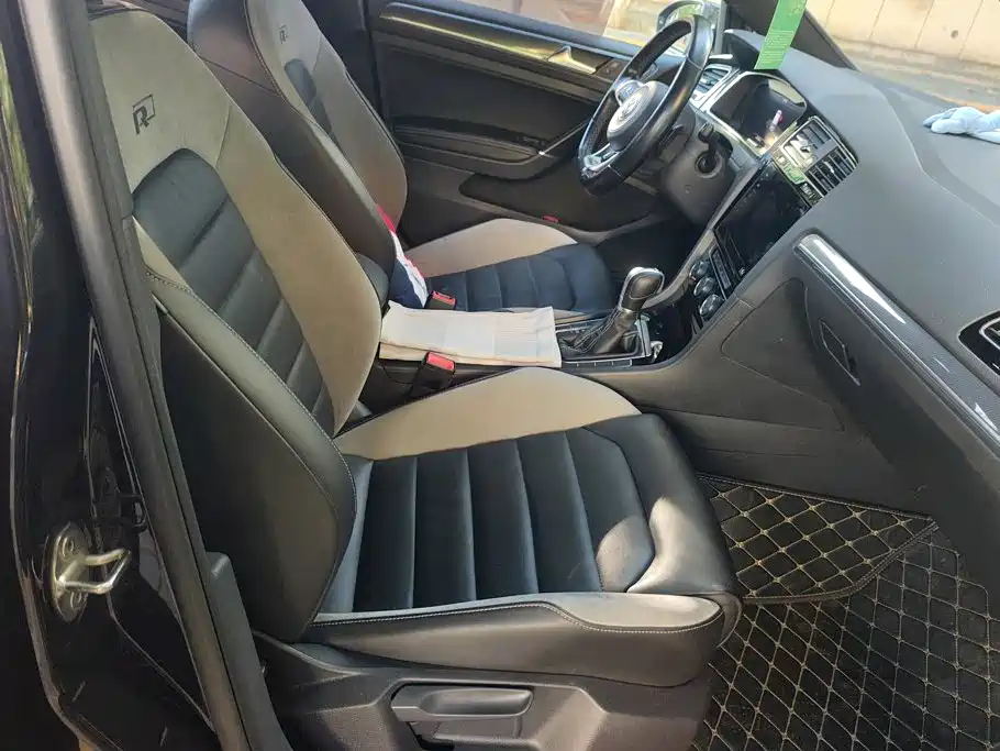 Volkswagen Golf — миниатюра 8