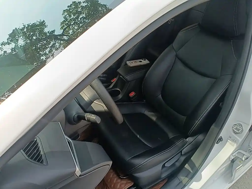 Toyota Corolla — миниатюра 15
