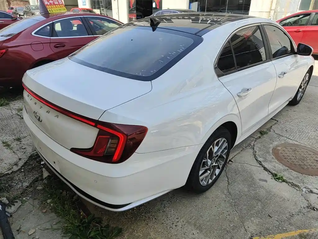 Hyundai MISTRA