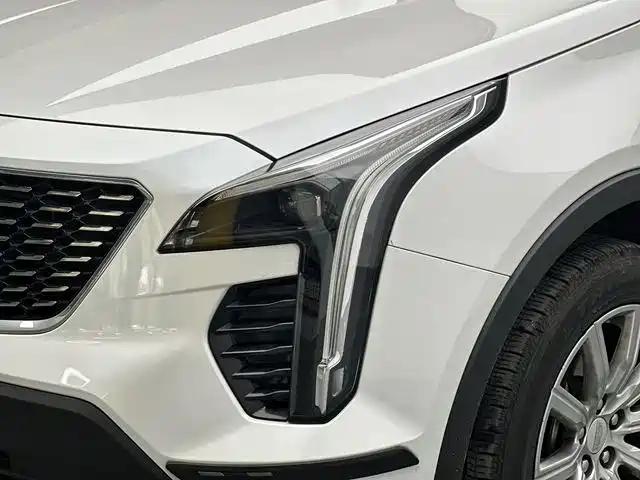 Cadillac XT4 — миниатюра 9