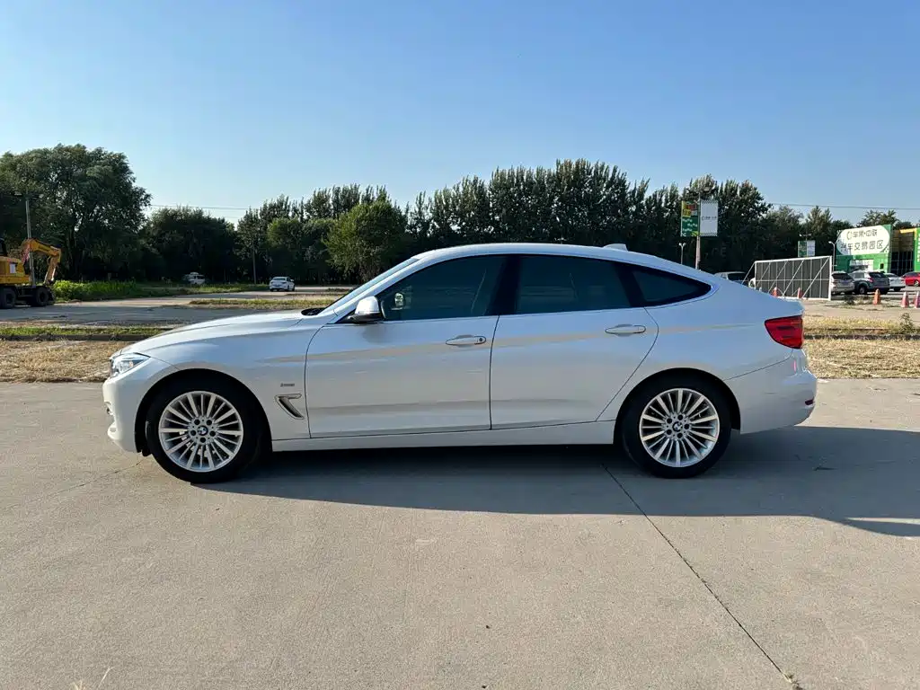 BMW 3 Series GT — миниатюра 7