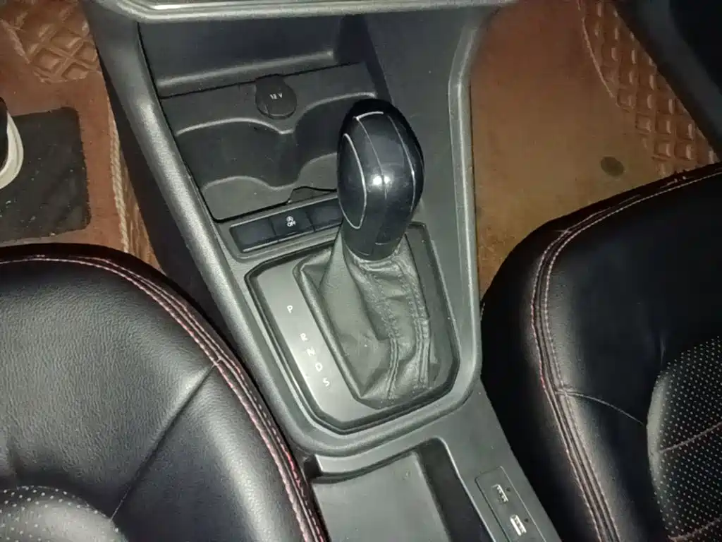 Volkswagen Santana — миниатюра 14