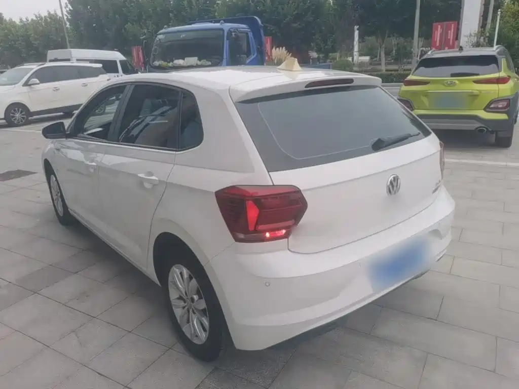 Volkswagen Polo — миниатюра 5