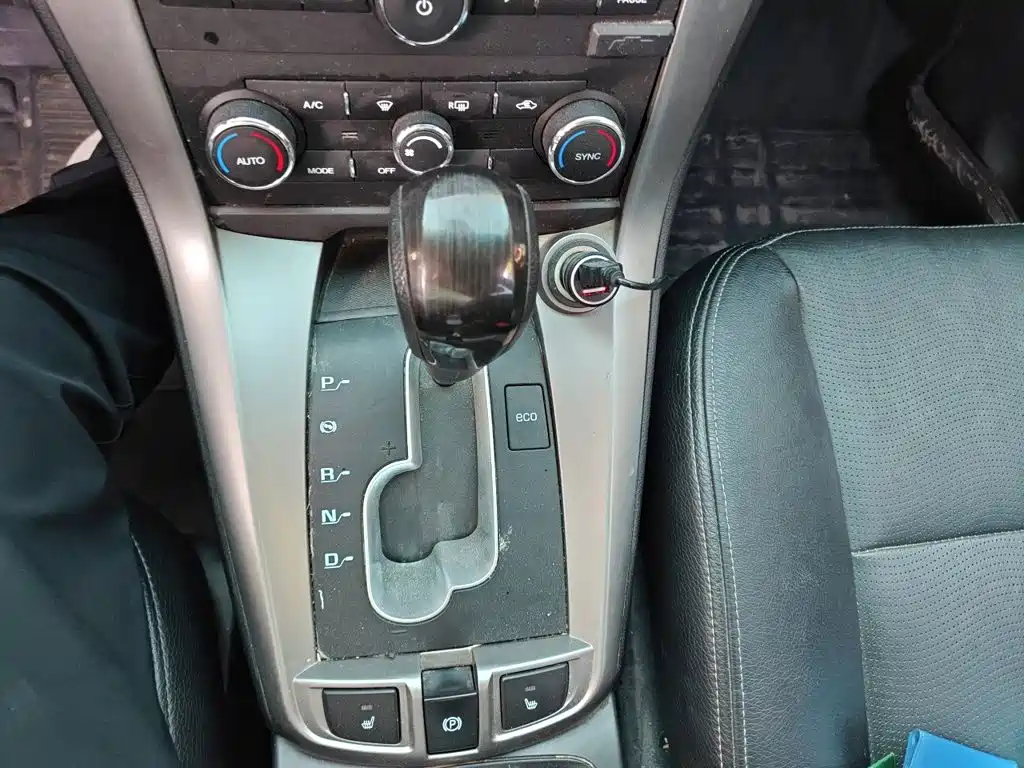 Chevrolet Captiva — миниатюра 10