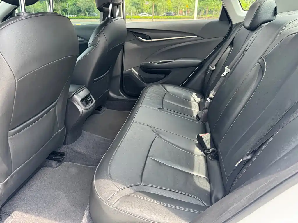 Buick Excelle — миниатюра 11