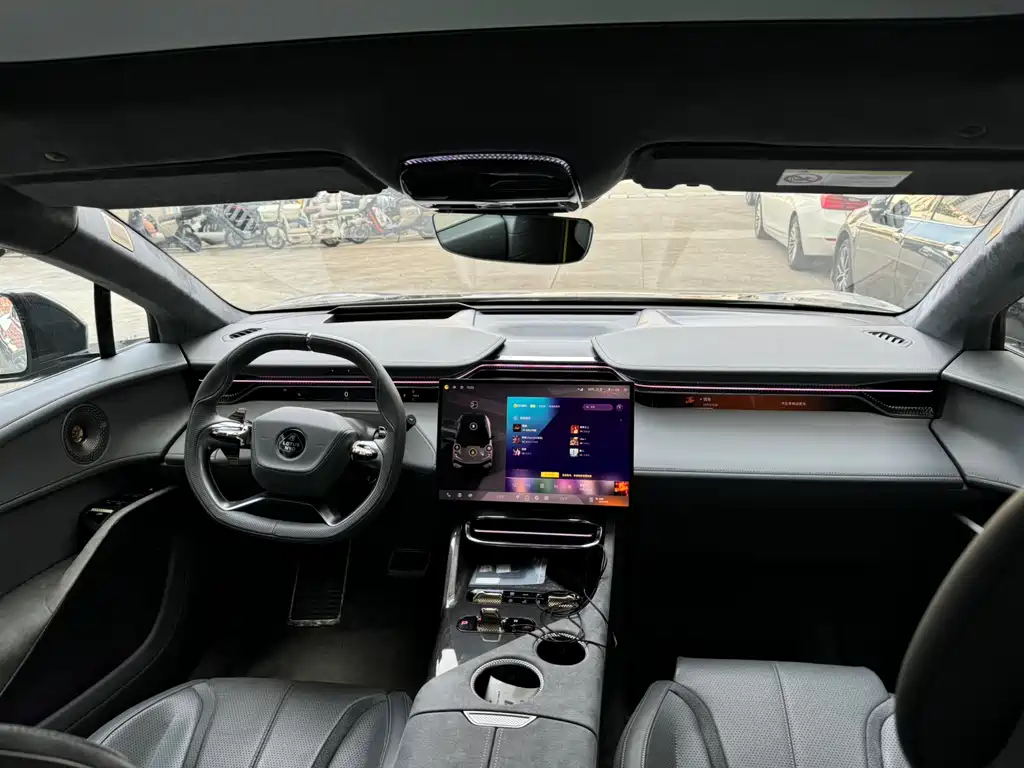 Lotus Eletre 2023 ELETRE R+