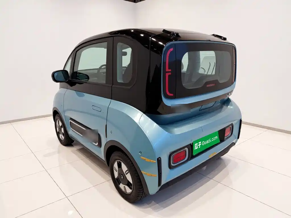 Baojun E300 — миниатюра 4