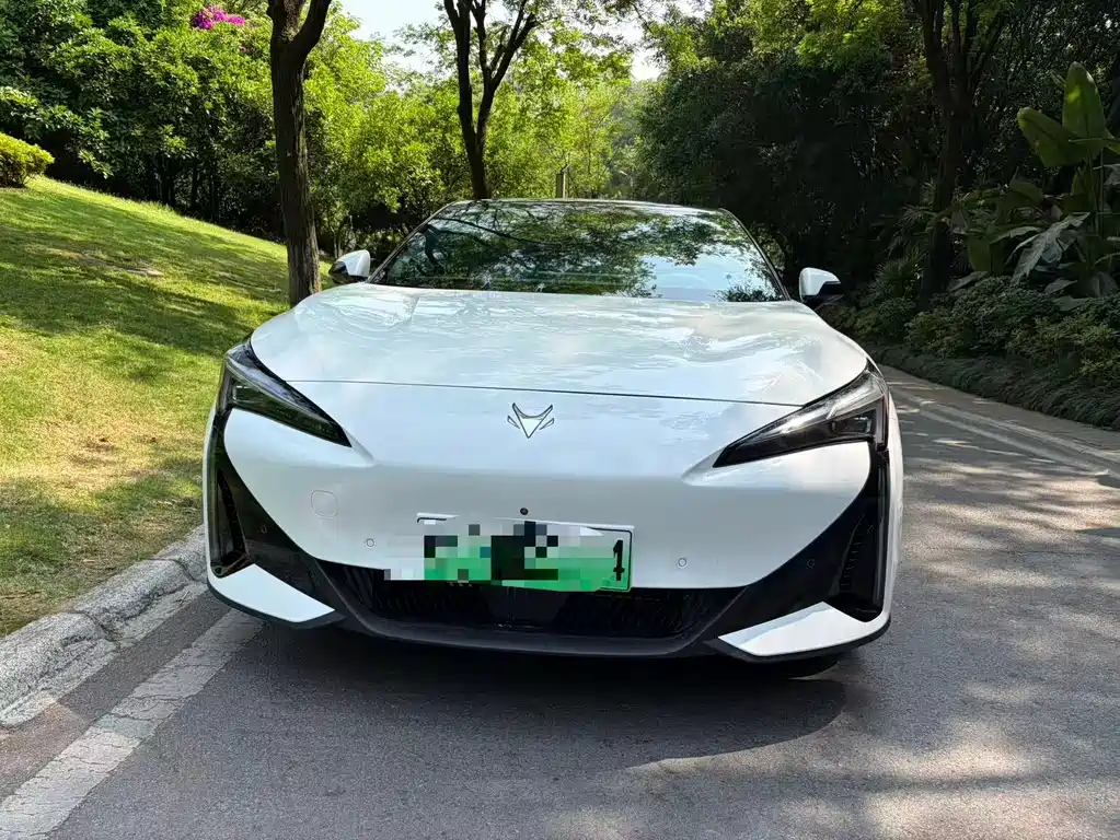 Arcfox Alfa Romeo S5 S5 2024 560MAX 185kW