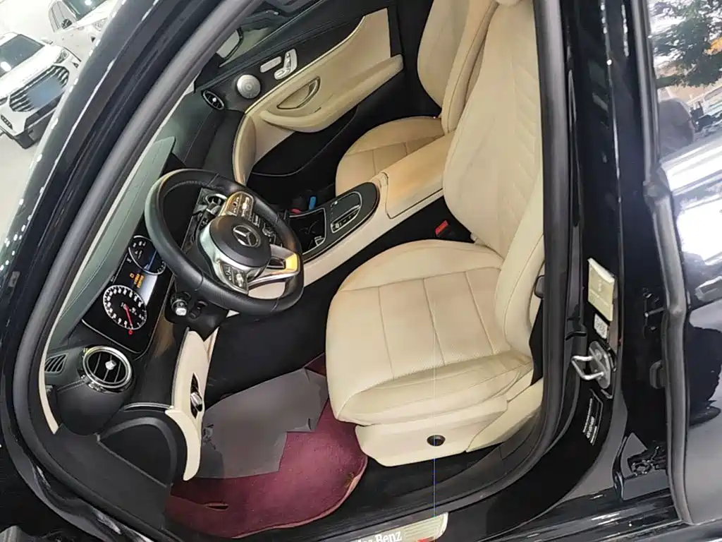 Mercedes-Benz E-Class — миниатюра 15
