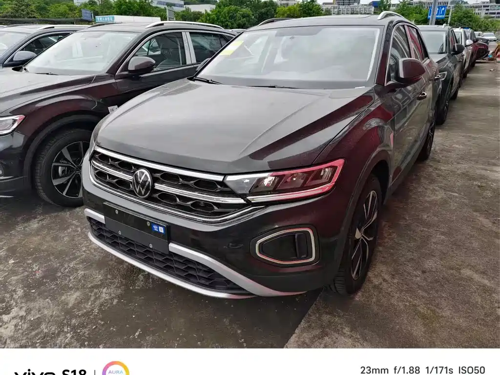 Volkswagen T-Roc 0