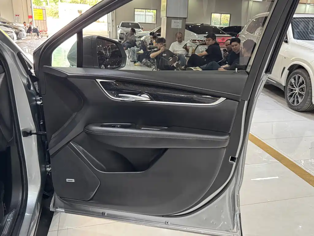 Cadillac XT5 — миниатюра 19
