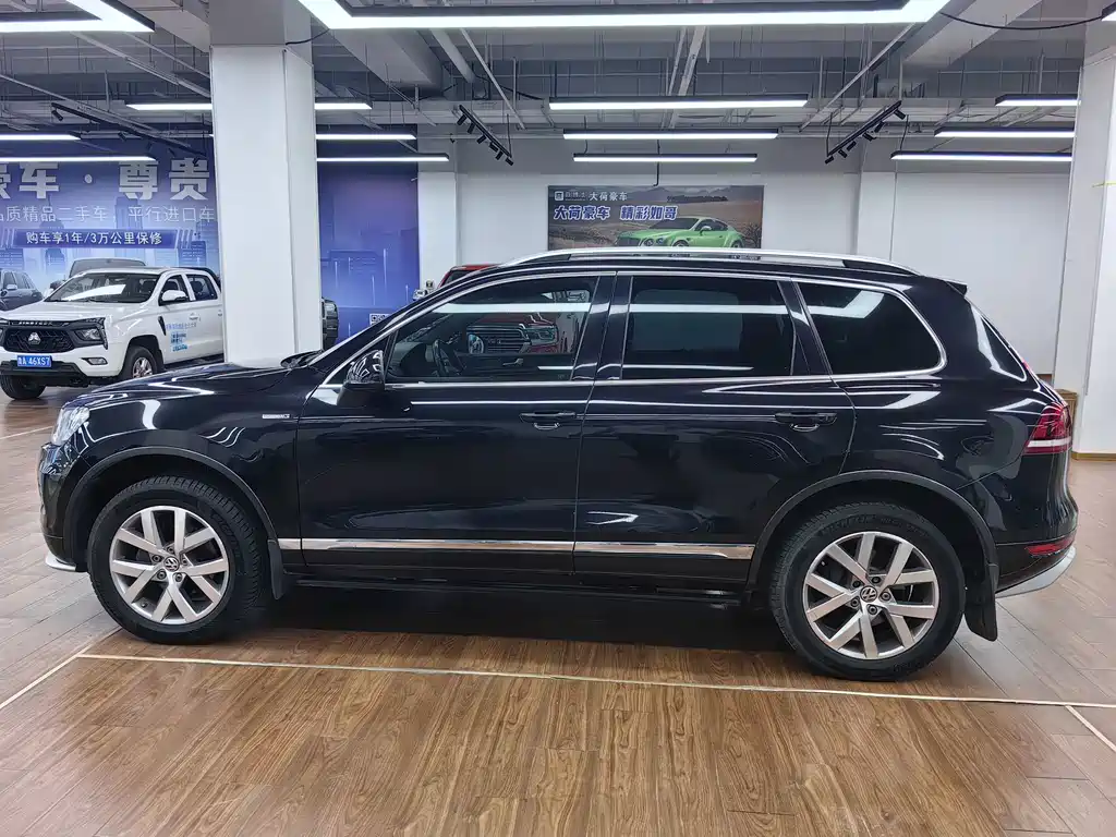 Volkswagen Touareg — миниатюра 8