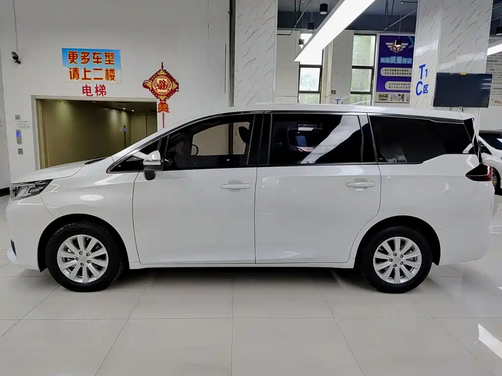 GAC Motor Trumpchi M6 — миниатюра 3