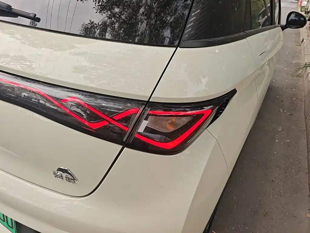 BYD Dolphin — миниатюра 8