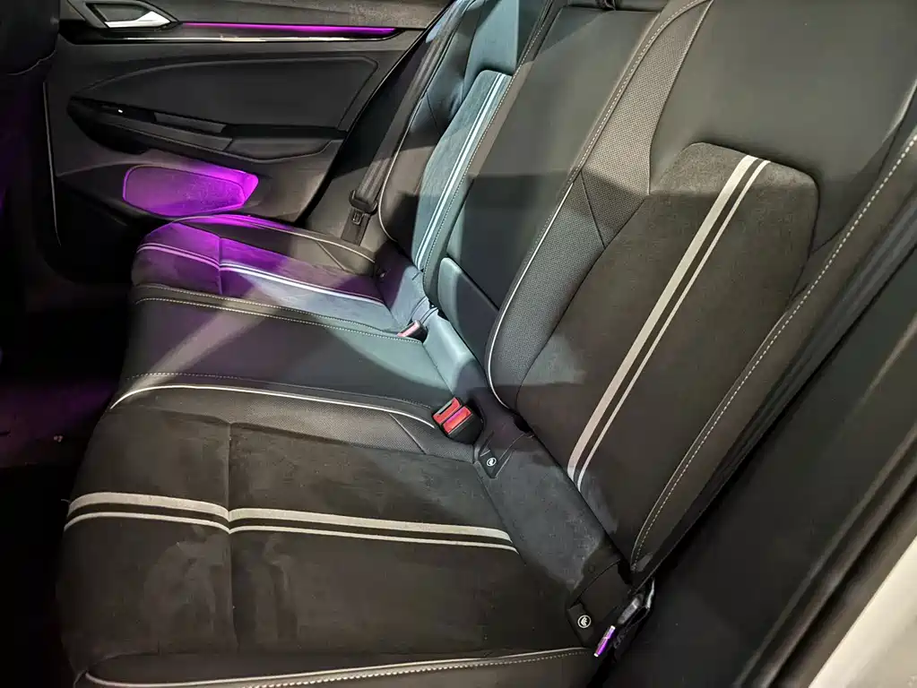 Volkswagen Golf — миниатюра 9