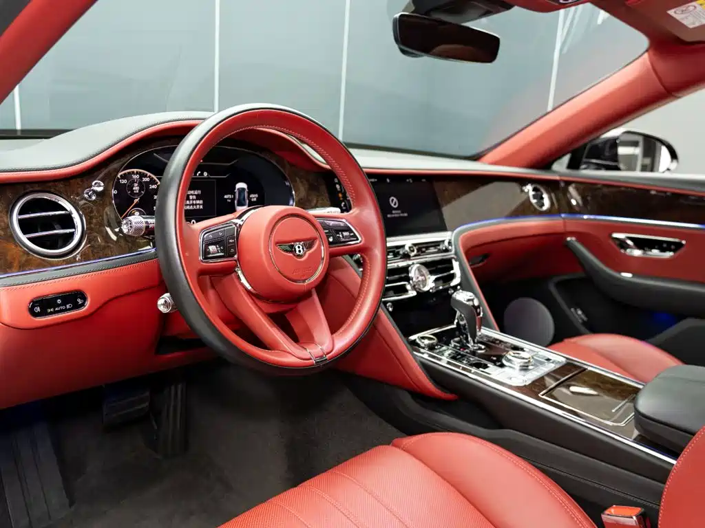 Bentley Flying Spur — миниатюра 10
