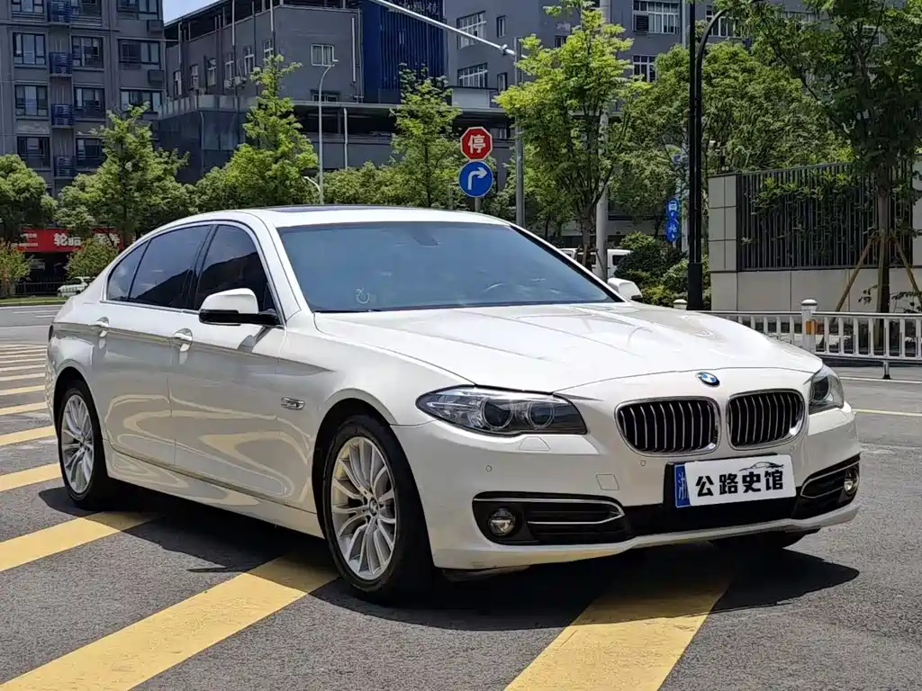 BMW 5 Series 5 2014 525Li Luxury