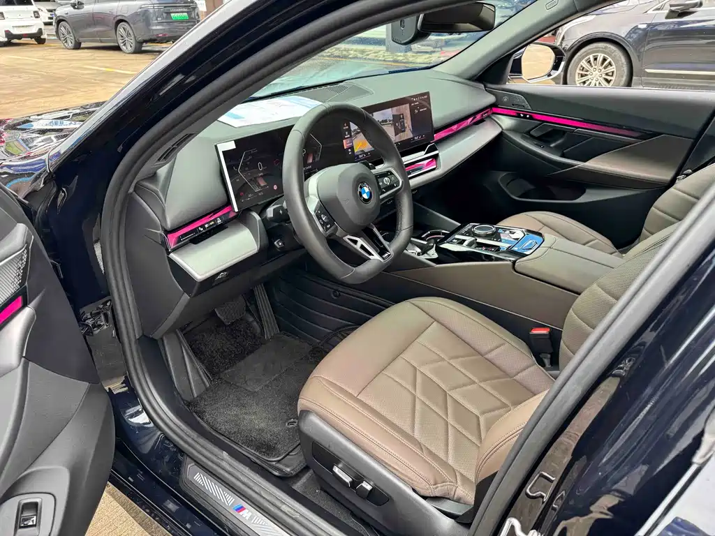 BMW 5 Series 5 2024 530Li Lead M Sport