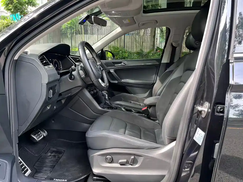 Volkswagen Tiguan L — миниатюра 3