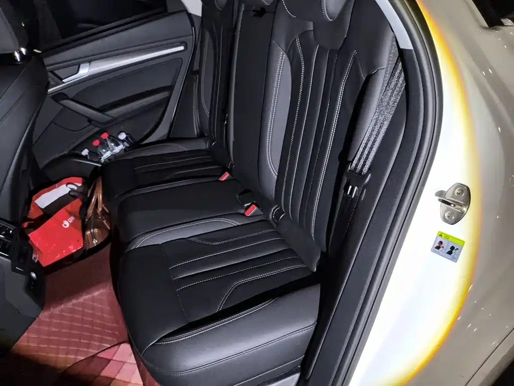 Audi Q5L — миниатюра 15