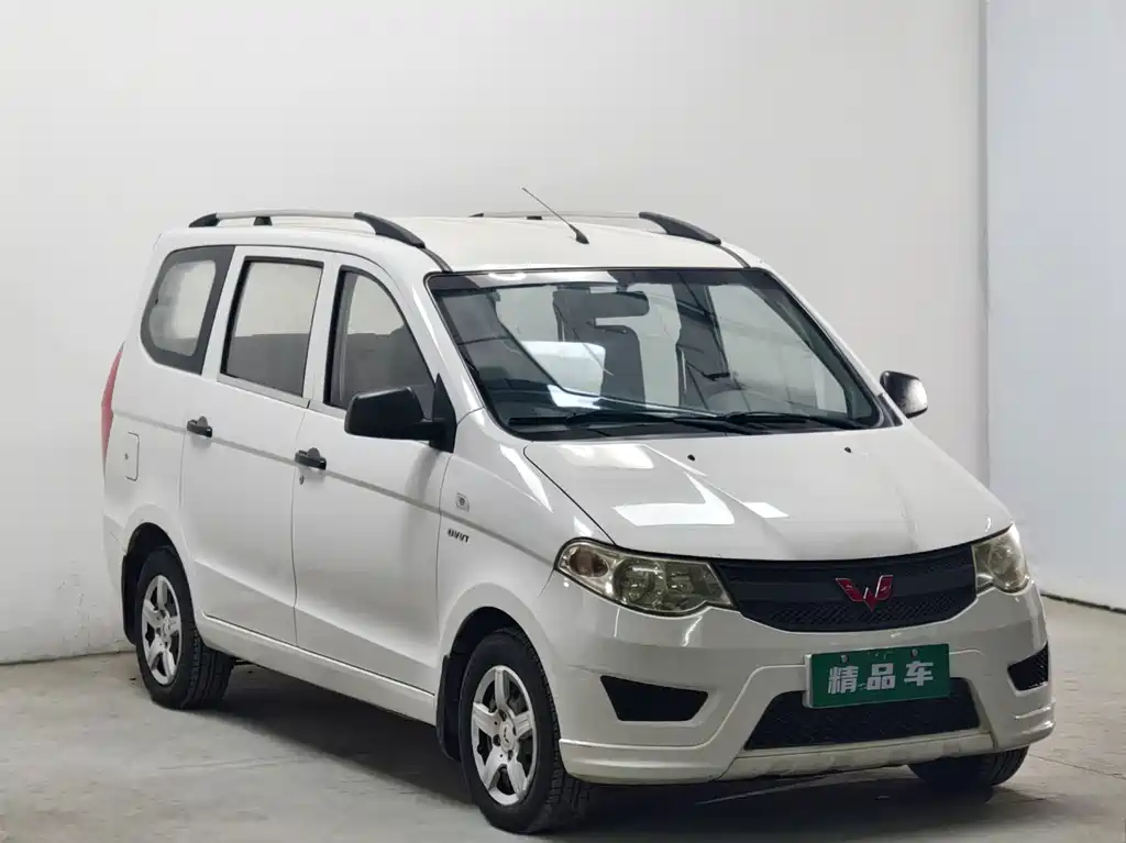Wuling Hongguang — миниатюра 3