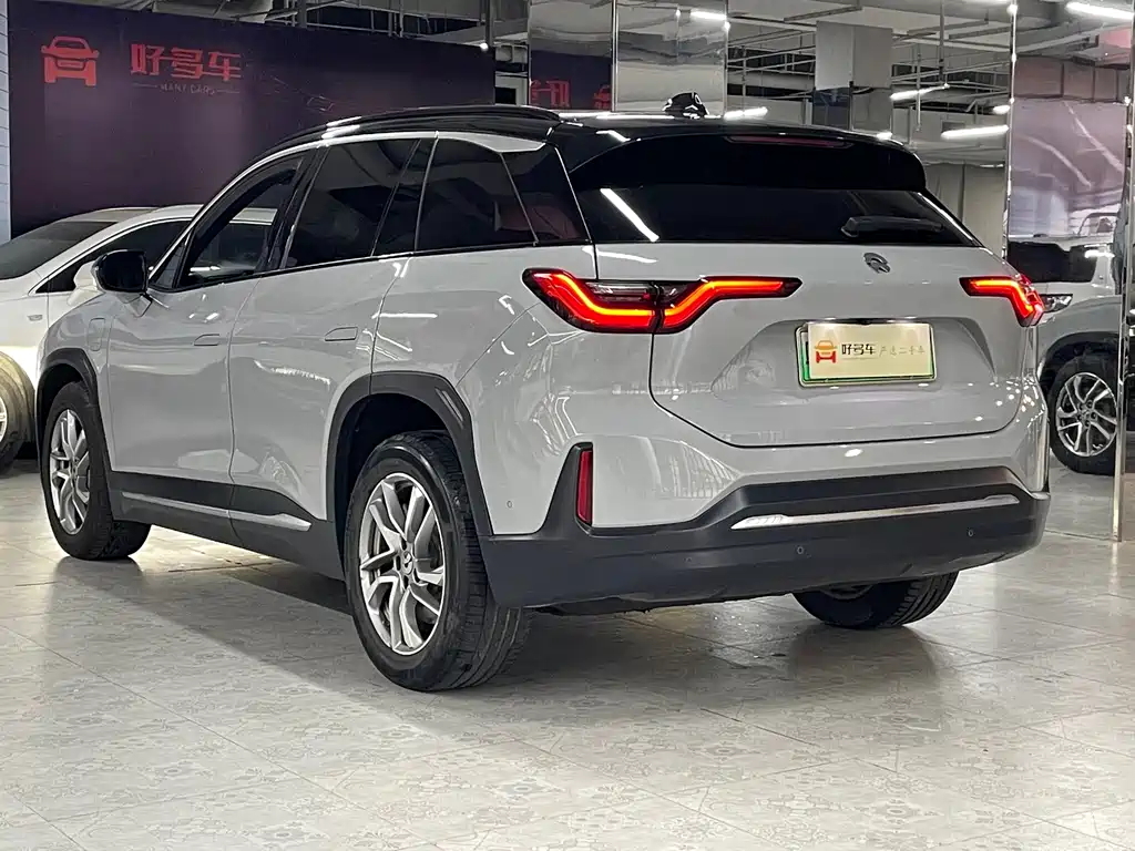 NIO ES6 — миниатюра 5