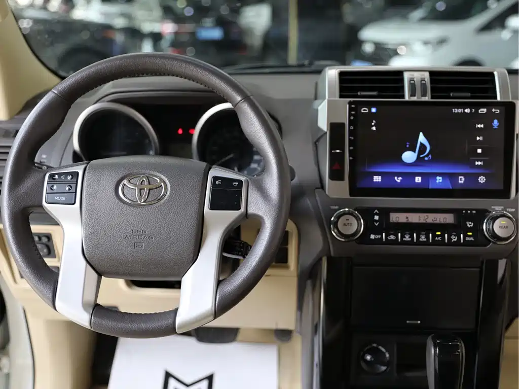 Toyota Land Cruiser Prado 2016 2.7L AT