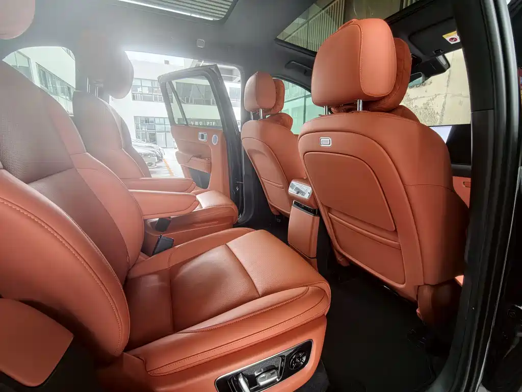 Li Auto Li L8 — миниатюра 7