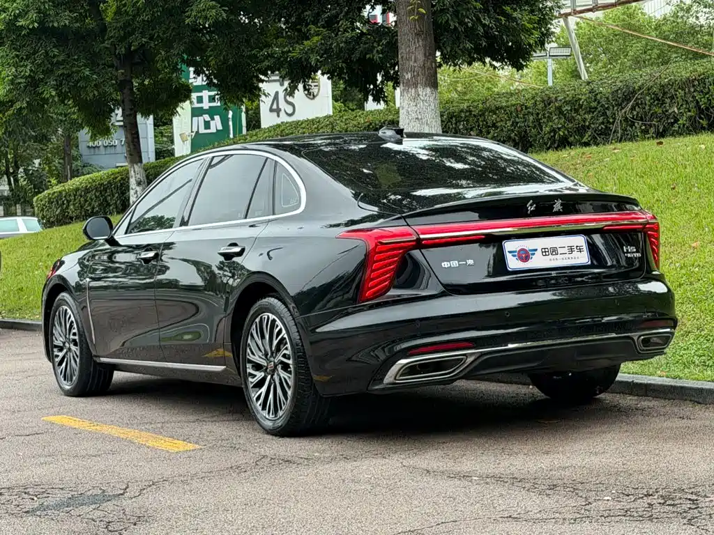 Hongqi Hongqi H5 — миниатюра 4