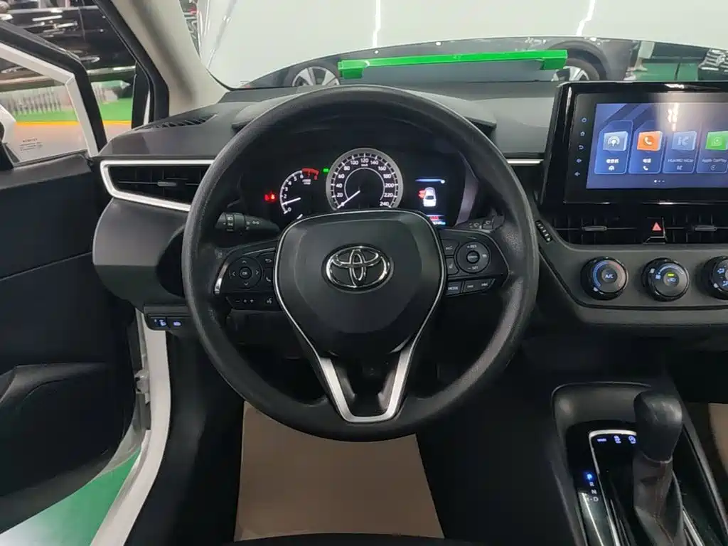 Toyota Corolla — миниатюра 11