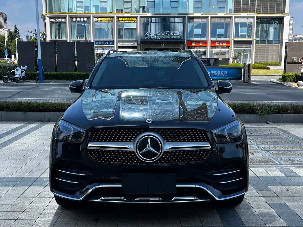 Mercedes-Benz GLE (Import) — миниатюра 2