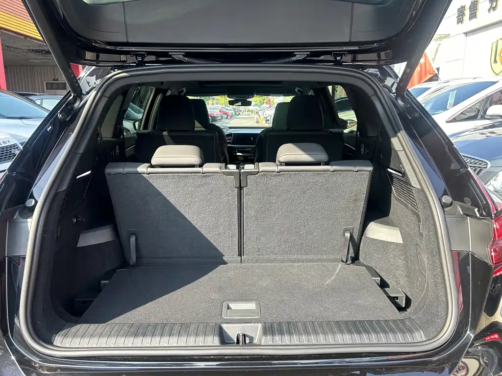 Audi Q5 e-tron — миниатюра 19