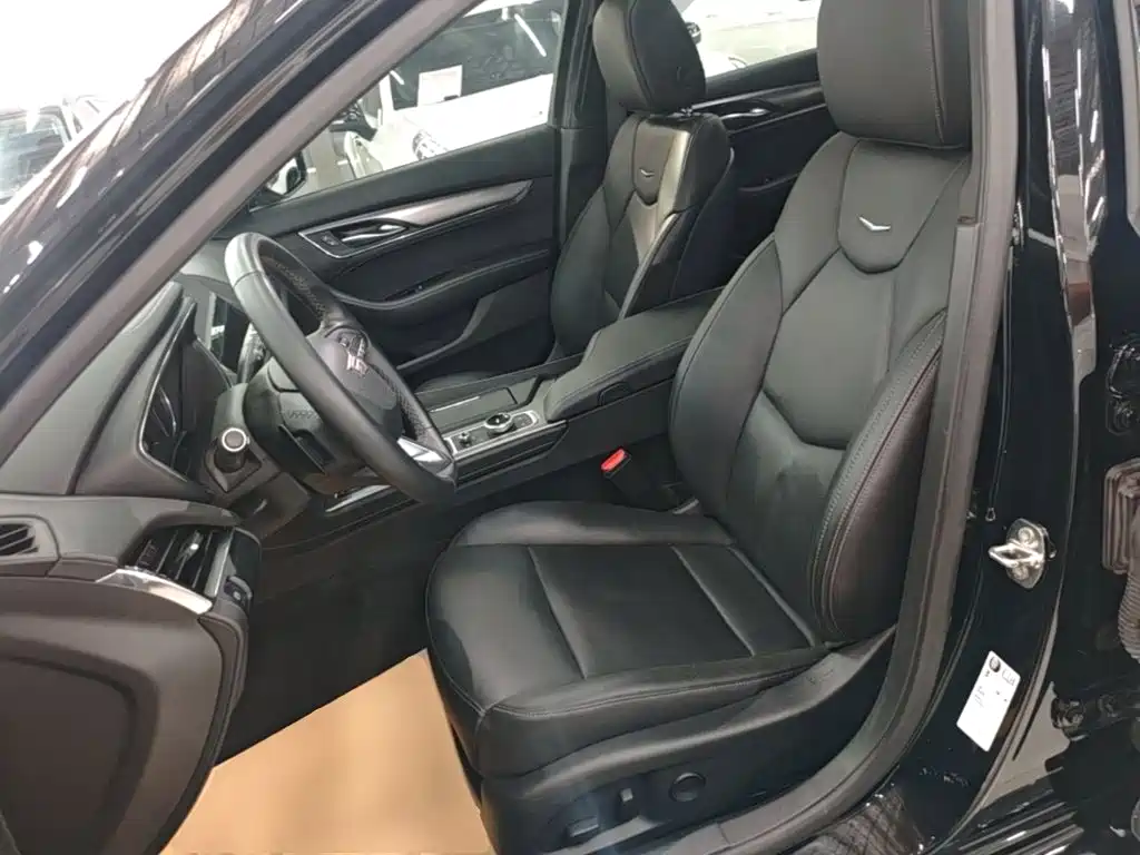 Cadillac CT5 — миниатюра 15
