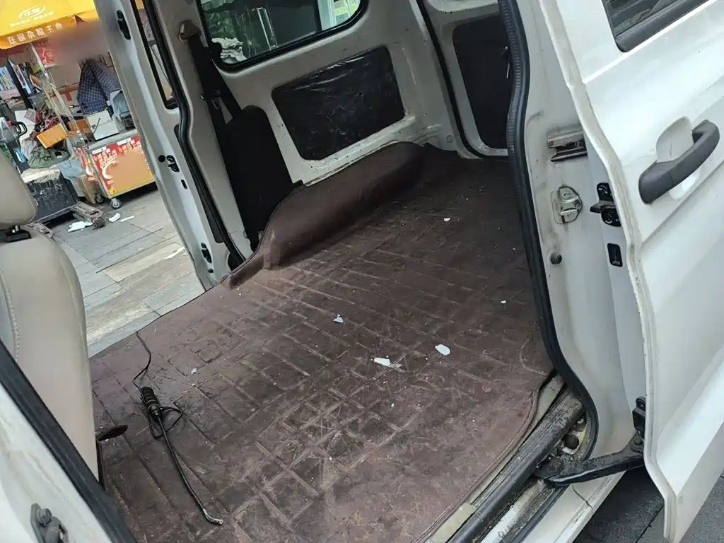 Wuling Hongguang V — миниатюра 15