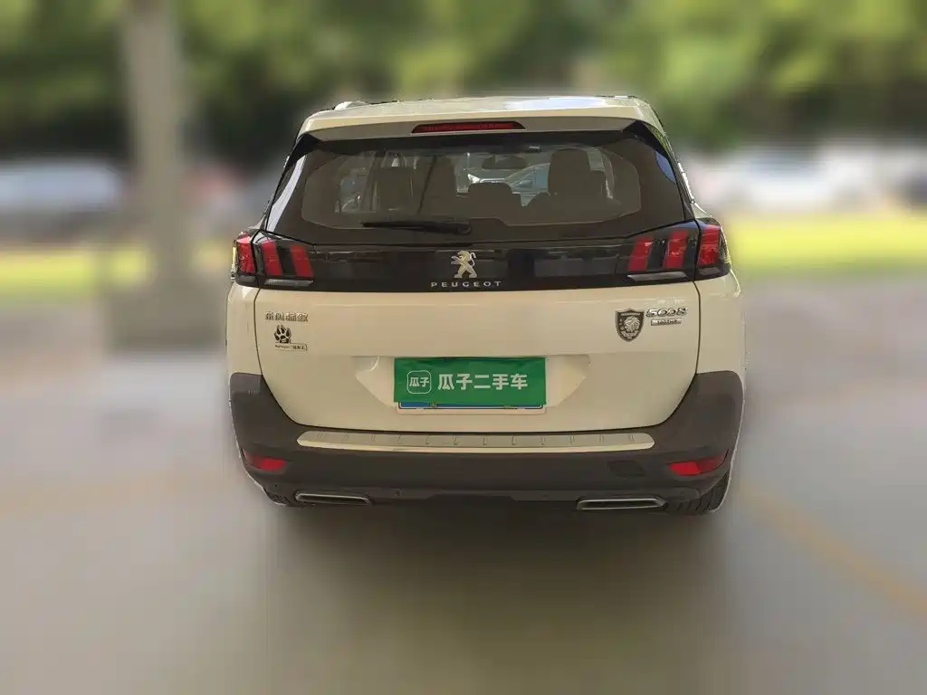 Peugeot 5008 — миниатюра 4