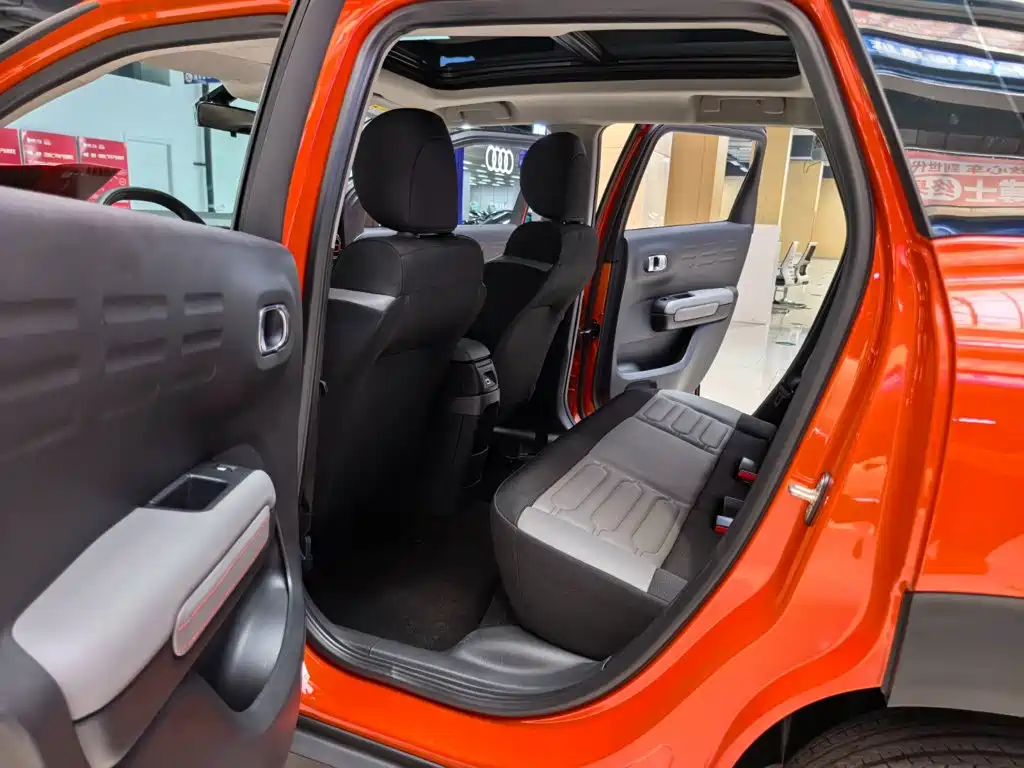 Citroen C4 Aircross — миниатюра 7